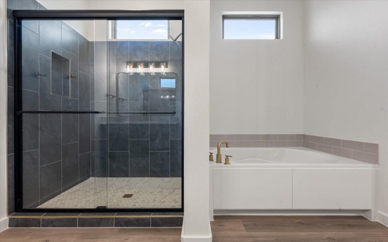 7009 16th Street, Lubbock, TX 79416, 4 Habitaciones Habitaciones , ,3 BañosBaños,Residential,En Venta,7009 16th Street,0,202564235