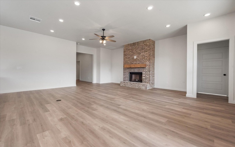 7009 16th Street, Lubbock, TX 79416, 4 Habitaciones Habitaciones , ,3 BañosBaños,Residential,En Venta,7009 16th Street,0,202564235