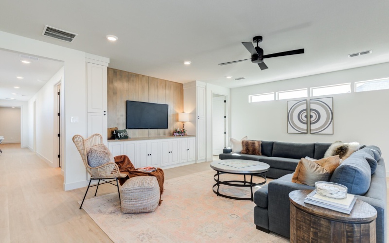 4021 136th Street, Lubbock, TX 79423, 4 Bedrooms Bedrooms, ,3 BathroomsBathrooms,Residential,For Sale,4021 136th Street,0,202564244