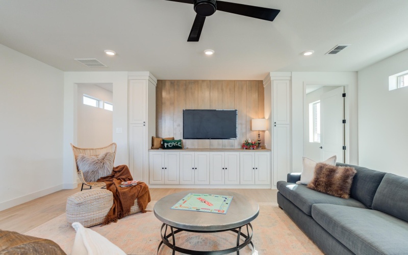 4021 136th Street, Lubbock, TX 79423, 4 Bedrooms Bedrooms, ,3 BathroomsBathrooms,Residential,For Sale,4021 136th Street,0,202564244