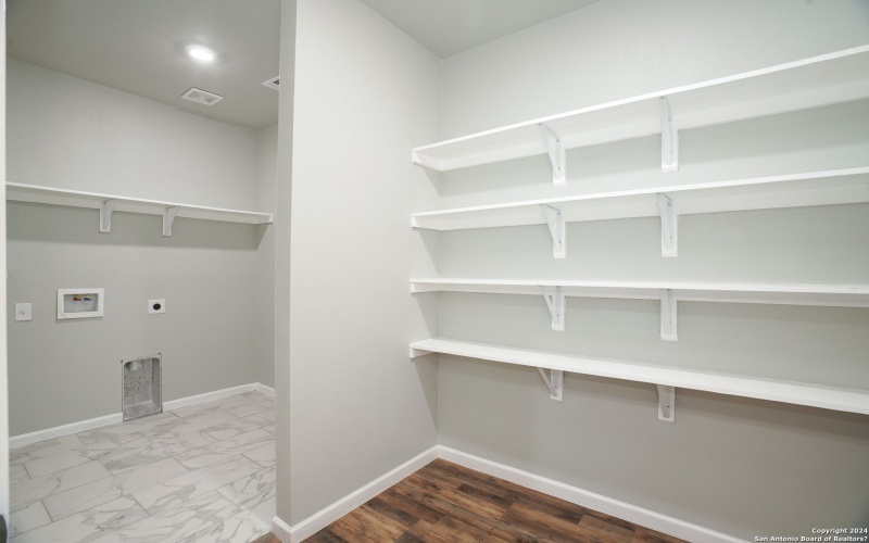 3723 Commercial Ave, San Antonio, TX 78221, 4 Bedrooms Bedrooms, ,2 BathroomsBathrooms,Residential,For Sale,3723 Commercial Ave,0,1833696