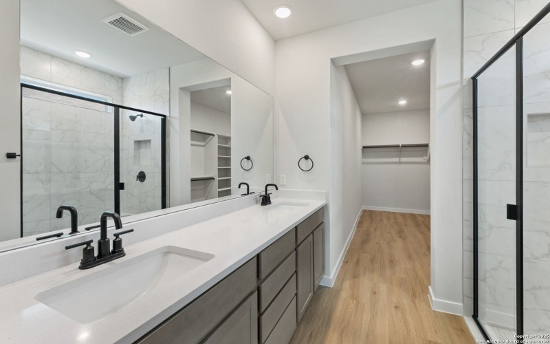 16650 Rosemary Ridge, Elmendorf, TX 78112, 4 Habitaciones Habitaciones , ,2 BañosBaños,Residential,En Venta,16650 Rosemary Ridge,0,1928829