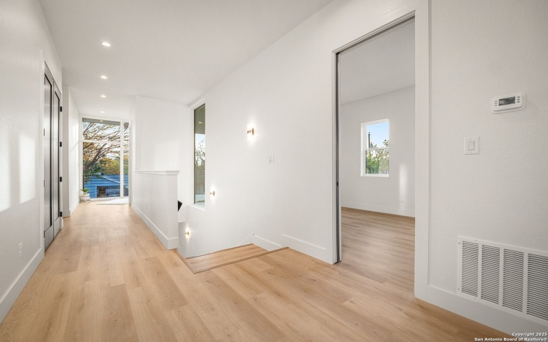 257 baylor, San Antonio, TX 78204, 3 Bedrooms Bedrooms, ,2 BathroomsBathrooms,Residential,For Sale,257 baylor,0,1928993