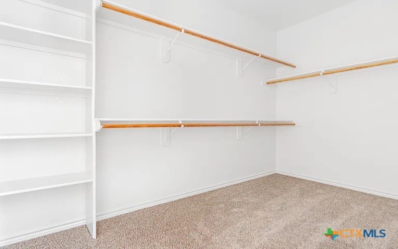 602 Dred Roger Circle, Killeen, TX 76542, 4 Bedrooms Bedrooms, ,2 BathroomsBathrooms,Residential,For Sale,602 Dred Roger Circle,0,599512