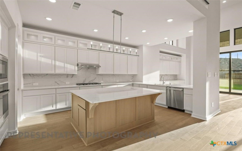 11713 Stoltzer, San Antonio, TX 78254, 5 Bedrooms Bedrooms, ,5 BathroomsBathrooms,Residential,For Sale,11713 Stoltzer,0,600150