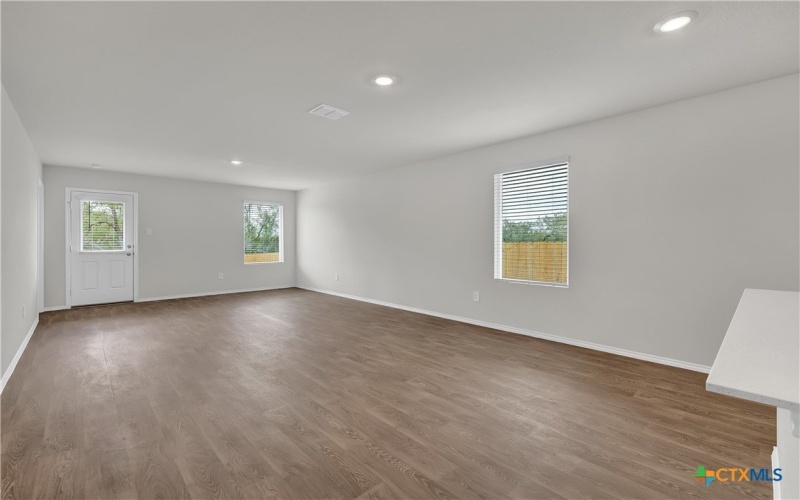 305 WILD GOOSE Drive, Luling, TX 78648, 3 Bedrooms Bedrooms, ,2 BathroomsBathrooms,Residential,For Sale,305 WILD GOOSE Drive,0,600177