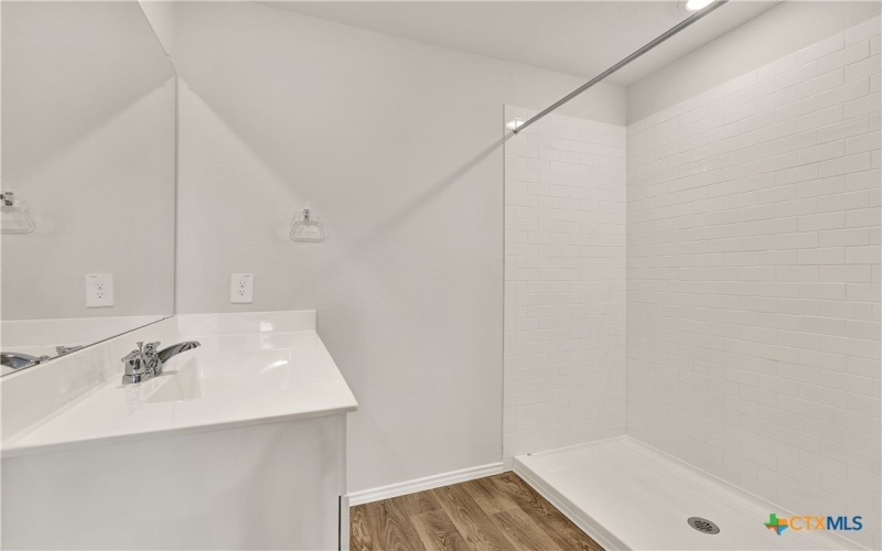 305 WILD GOOSE Drive, Luling, TX 78648, 3 Bedrooms Bedrooms, ,2 BathroomsBathrooms,Residential,For Sale,305 WILD GOOSE Drive,0,600177