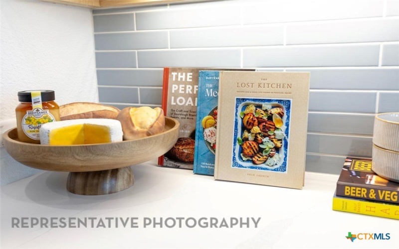 255 White Oak, Castroville, TX 78009, 4 Bedrooms Bedrooms, ,3 BathroomsBathrooms,Residential,For Sale,255 White Oak,0,600184