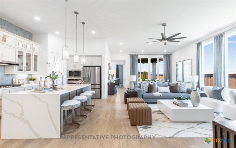 313 White Oak, Castroville, TX 78009, 4 Bedrooms Bedrooms, ,3 BathroomsBathrooms,Residential,For Sale,313 White Oak,0,600204