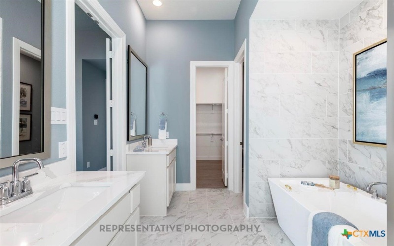 313 White Oak, Castroville, TX 78009, 4 Bedrooms Bedrooms, ,3 BathroomsBathrooms,Residential,For Sale,313 White Oak,0,600204