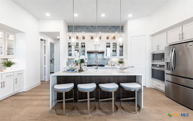 313 White Oak, Castroville, TX 78009, 4 Bedrooms Bedrooms, ,3 BathroomsBathrooms,Residential,For Sale,313 White Oak,0,600204