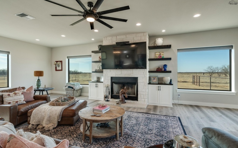 2004 HUFF ROAD, Wichita Falls, TX 76310, 3 Bedrooms Bedrooms, ,2 BathroomsBathrooms,Residential,For Sale,2004 HUFF ROAD,0,181524