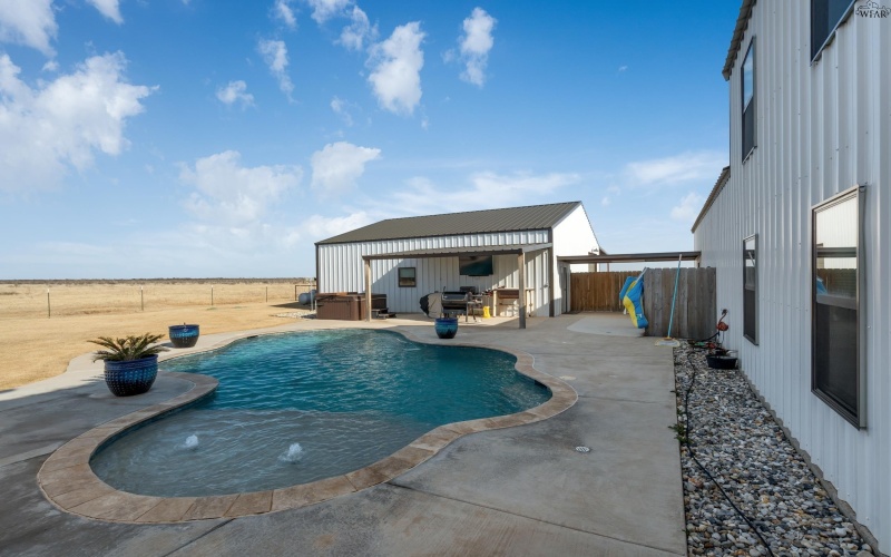 2004 HUFF ROAD, Wichita Falls, TX 76310, 3 Bedrooms Bedrooms, ,2 BathroomsBathrooms,Residential,For Sale,2004 HUFF ROAD,0,181524