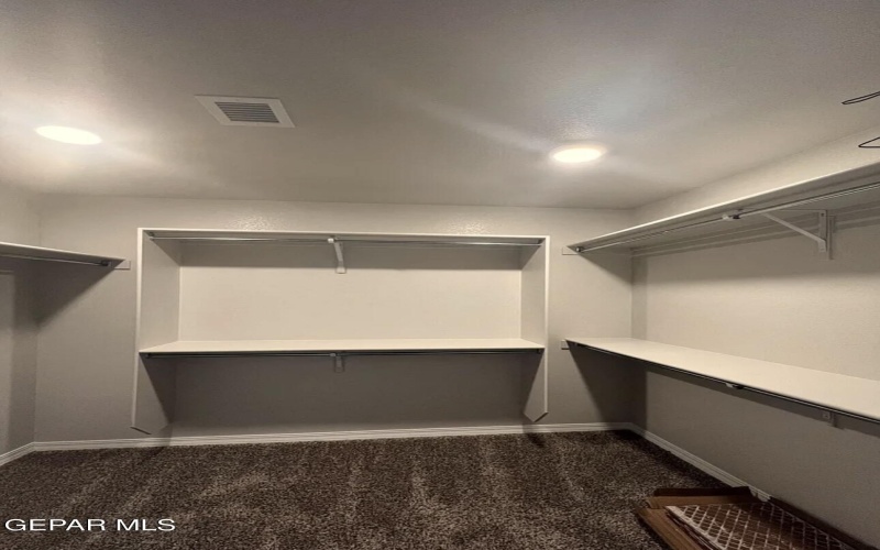 5849 DALHART Drive, El Paso, TX 79924, 3 Bedrooms Bedrooms, ,2 BathroomsBathrooms,Residential,For Sale,5849 DALHART Drive,0,935298