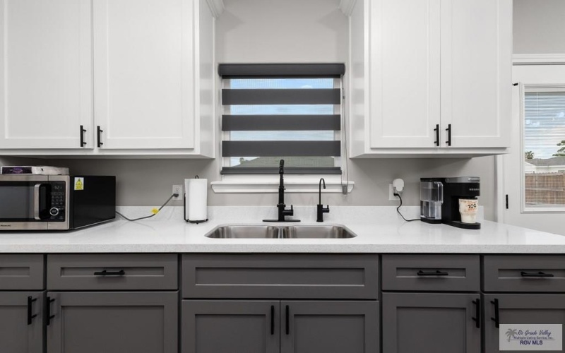 315 N DRIFT ST, LA FERIA, TX 78599, 3 Bedrooms Bedrooms, ,2 BathroomsBathrooms,Residential,For Sale,315 N DRIFT ST,0,29770710