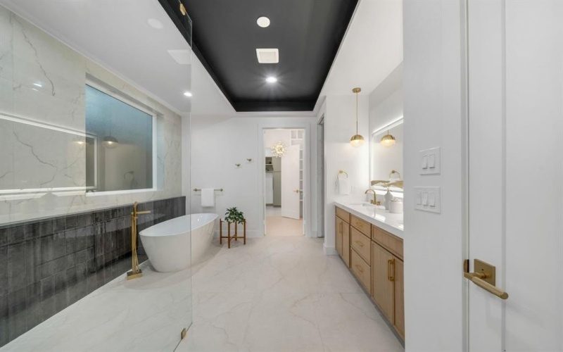 10314 Country Club Drive, Dallas, TX 75218, 4 Habitaciones Habitaciones , ,5 BañosBaños,Residential,En Venta,10314 Country Club Drive,0,21131832