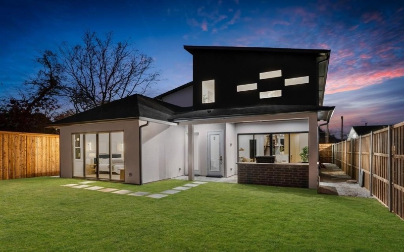 10314 Country Club Drive, Dallas, TX 75218, 4 Habitaciones Habitaciones , ,5 BañosBaños,Residential,En Venta,10314 Country Club Drive,0,21131832