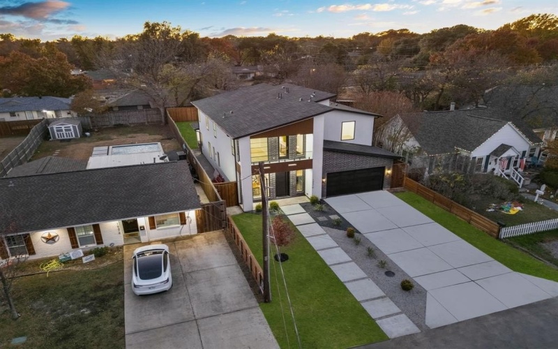 10314 Country Club Drive, Dallas, TX 75218, 4 Habitaciones Habitaciones , ,5 BañosBaños,Residential,En Venta,10314 Country Club Drive,0,21131832