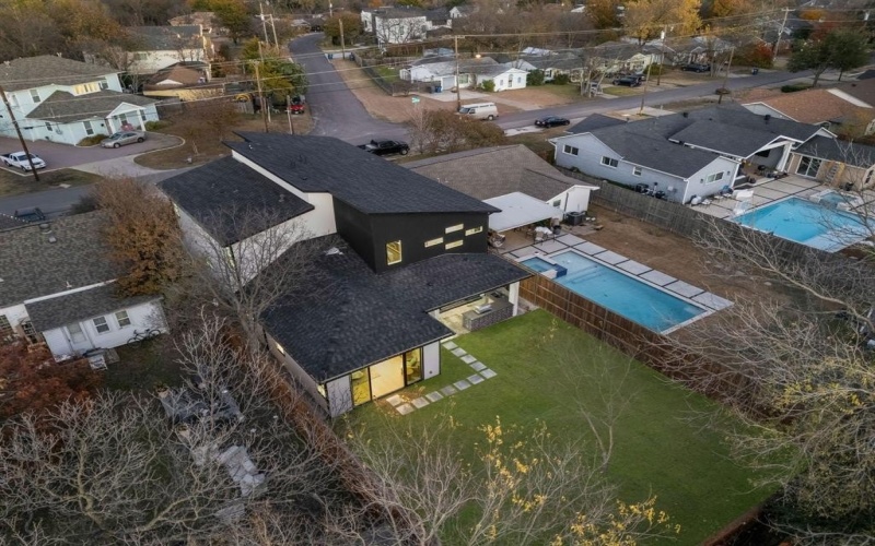 10314 Country Club Drive, Dallas, TX 75218, 4 Habitaciones Habitaciones , ,5 BañosBaños,Residential,En Venta,10314 Country Club Drive,0,21131832