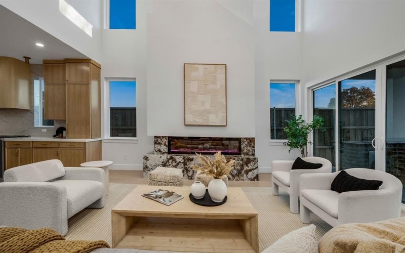 10314 Country Club Drive, Dallas, TX 75218, 4 Habitaciones Habitaciones , ,5 BañosBaños,Residential,En Venta,10314 Country Club Drive,0,21131832