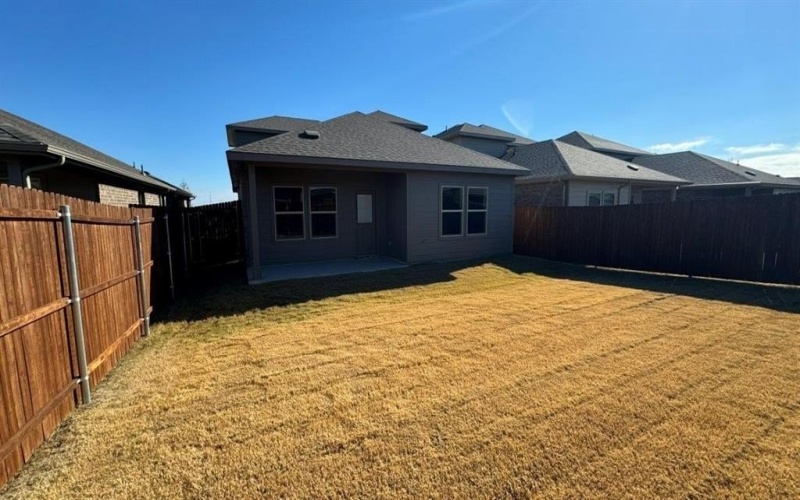 605 SHADED GROVE Drive, Denton, TX 76259, 3 Habitaciones Habitaciones , ,2 BañosBaños,Residential,En Venta,605 SHADED GROVE Drive,0,21133897