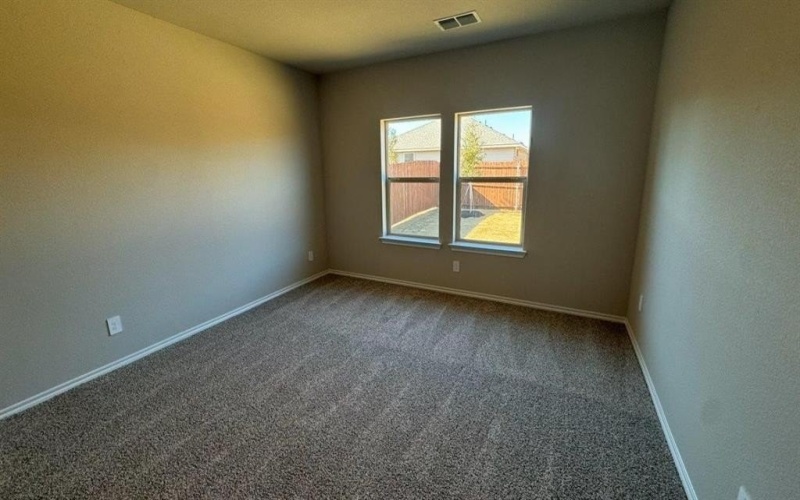 605 SHADED GROVE Drive, Denton, TX 76259, 3 Habitaciones Habitaciones , ,2 BañosBaños,Residential,En Venta,605 SHADED GROVE Drive,0,21133897