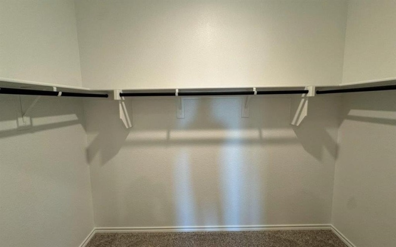 605 SHADED GROVE Drive, Denton, TX 76259, 3 Habitaciones Habitaciones , ,2 BañosBaños,Residential,En Venta,605 SHADED GROVE Drive,0,21133897