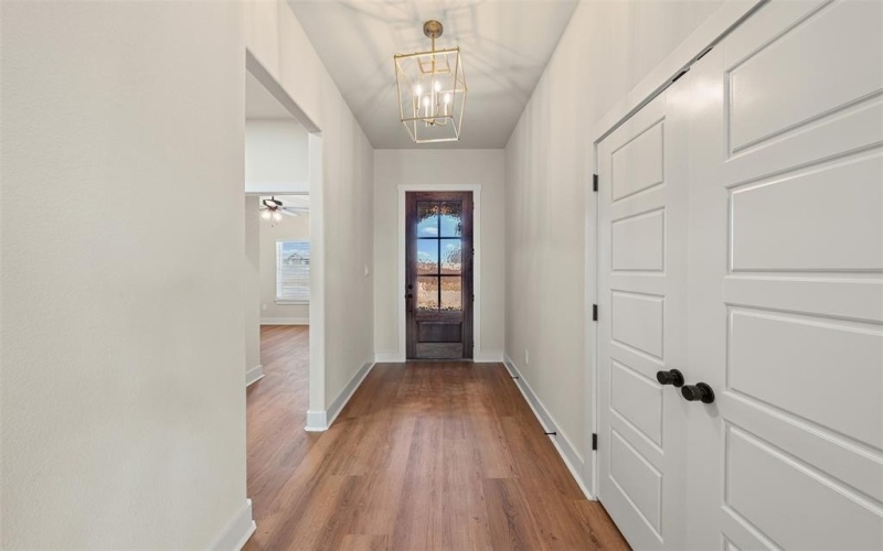 1817 Fabian Drive, Waco, TX 76712, 3 Bedrooms Bedrooms, ,2 BathroomsBathrooms,Residential,For Sale,1817 Fabian Drive,0,21134072