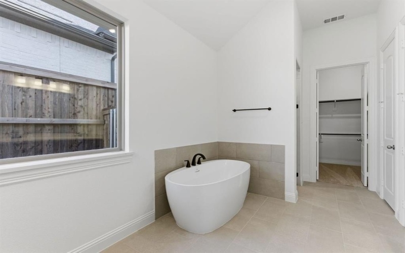 600 Dublin Drive, Celina, TX 75009, 4 Bedrooms Bedrooms, ,5 BathroomsBathrooms,Residential,For Sale,600 Dublin Drive,0,21134226