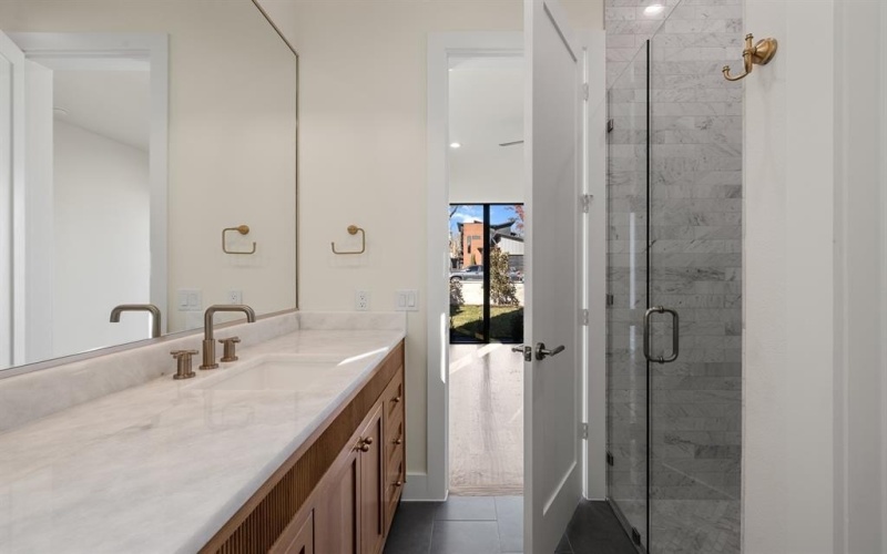 6028 Richmond Avenue, Dallas, TX 75206, 4 Bedrooms Bedrooms, ,5 BathroomsBathrooms,Residential,For Sale,6028 Richmond Avenue,0,21134333