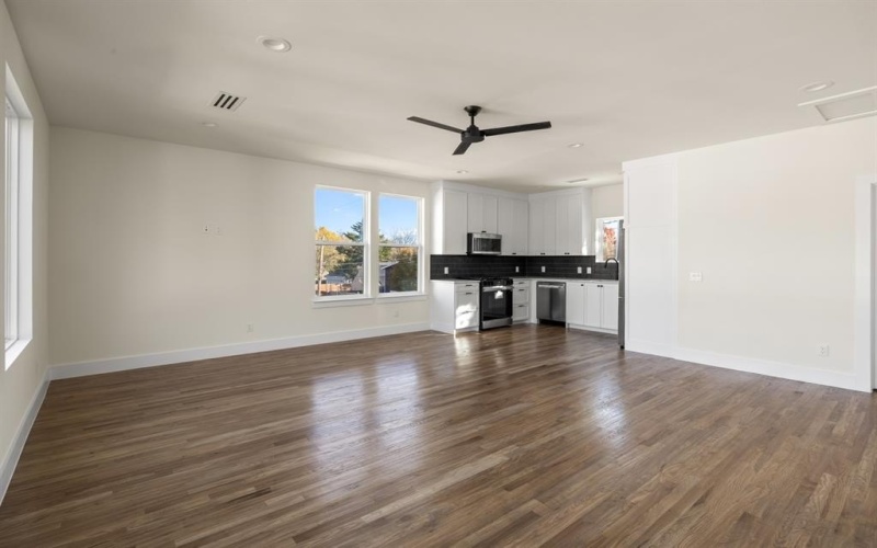 6028 Richmond Avenue, Dallas, TX 75206, 4 Bedrooms Bedrooms, ,5 BathroomsBathrooms,Residential,For Sale,6028 Richmond Avenue,0,21134333