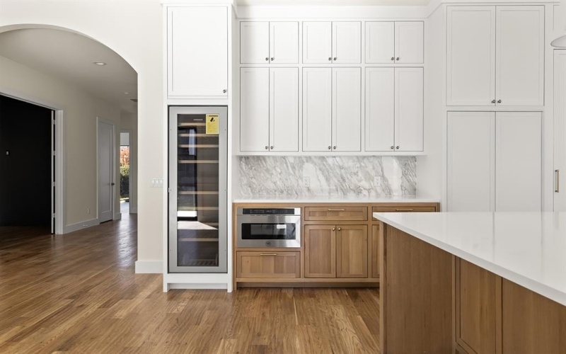 6028 Richmond Avenue, Dallas, TX 75206, 4 Bedrooms Bedrooms, ,5 BathroomsBathrooms,Residential,For Sale,6028 Richmond Avenue,0,21134333