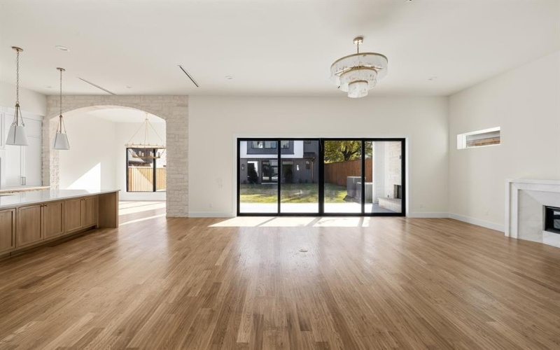 6028 Richmond Avenue, Dallas, TX 75206, 4 Bedrooms Bedrooms, ,5 BathroomsBathrooms,Residential,For Sale,6028 Richmond Avenue,0,21134333