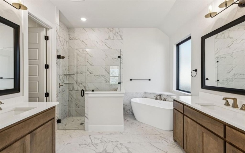 6801 Turner Falls Circle, Flower Mound, TX 76226, 4 Habitaciones Habitaciones , ,3 BañosBaños,Residential,En Venta,6801 Turner Falls Circle,0,21134381