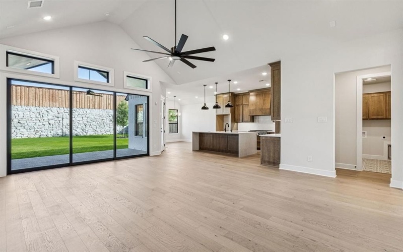 6801 Turner Falls Circle, Flower Mound, TX 76226, 4 Habitaciones Habitaciones , ,3 BañosBaños,Residential,En Venta,6801 Turner Falls Circle,0,21134381