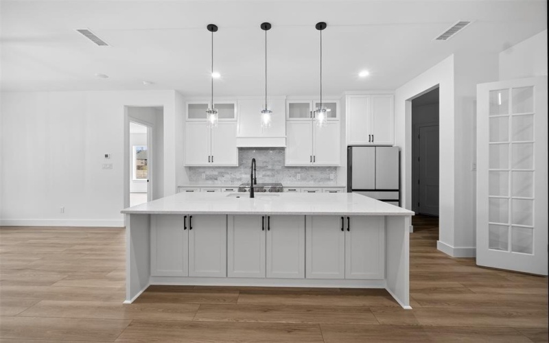 7460 Bald Cypress Drive, Ovilla, TX 75154, 4 Habitaciones Habitaciones , ,5 BañosBaños,Residential,En Venta,7460 Bald Cypress Drive,0,21134386