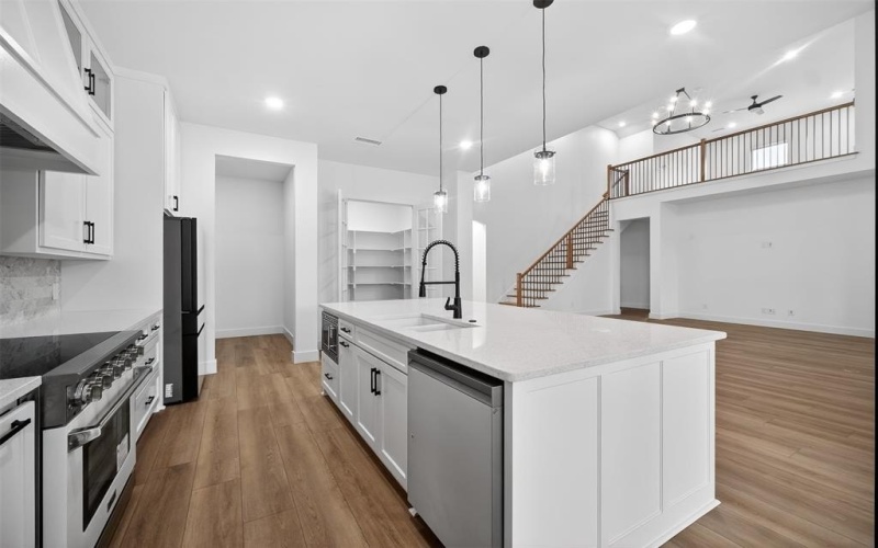 7460 Bald Cypress Drive, Ovilla, TX 75154, 4 Habitaciones Habitaciones , ,5 BañosBaños,Residential,En Venta,7460 Bald Cypress Drive,0,21134386