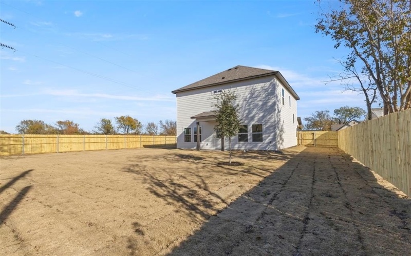 6333 Denham Court, Dallas, TX 75217, 3 Bedrooms Bedrooms, ,2 BathroomsBathrooms,Residential,For Sale,6333 Denham Court,0,21134697