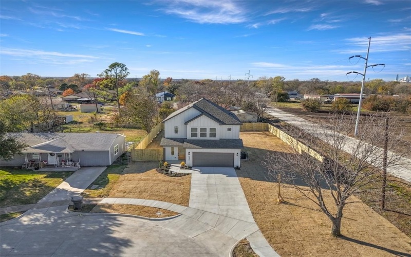 6333 Denham Court, Dallas, TX 75217, 3 Bedrooms Bedrooms, ,2 BathroomsBathrooms,Residential,For Sale,6333 Denham Court,0,21134697