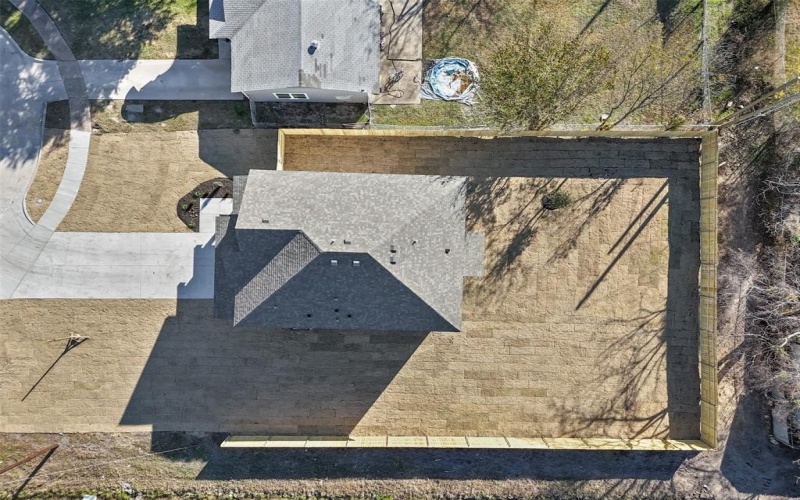 6333 Denham Court, Dallas, TX 75217, 3 Bedrooms Bedrooms, ,2 BathroomsBathrooms,Residential,For Sale,6333 Denham Court,0,21134697