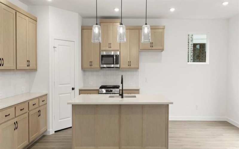 14153 Gallatin Street, Pilot Point, TX 76258, 5 Bedrooms Bedrooms, ,5 BathroomsBathrooms,Residential,For Sale,14153 Gallatin Street,0,21134808