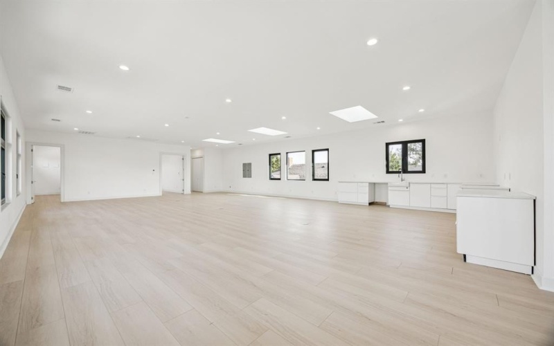 446 S Tyler Street, Dallas, TX 75208, ,Commercial Sale,En Venta,446 S Tyler Street,0,21134871