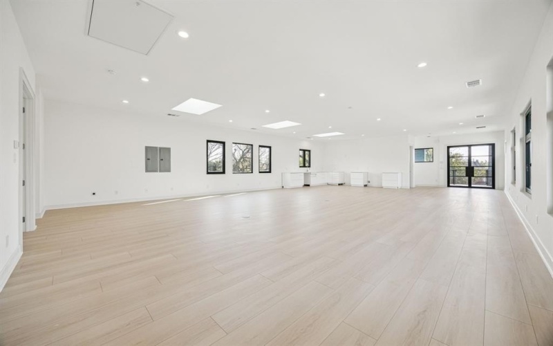 446 S Tyler Street, Dallas, TX 75208, ,Commercial Sale,En Venta,446 S Tyler Street,0,21134871