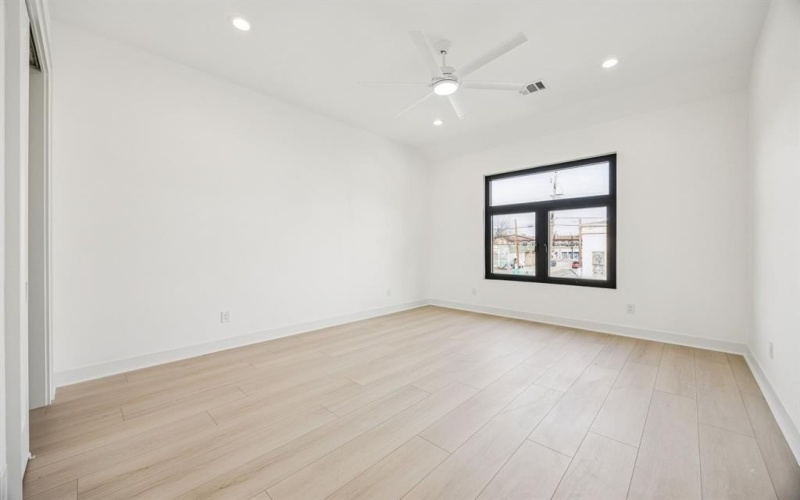 446 S Tyler Street, Dallas, TX 75208, ,Commercial Sale,En Venta,446 S Tyler Street,0,21134871