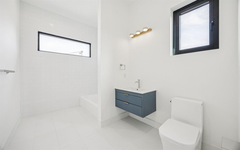 446 S Tyler Street, Dallas, TX 75208, ,Commercial Sale,En Venta,446 S Tyler Street,0,21134871