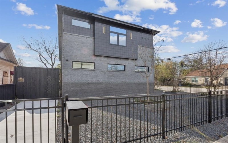 446 S Tyler Street, Dallas, TX 75208, ,Commercial Sale,En Venta,446 S Tyler Street,0,21134871