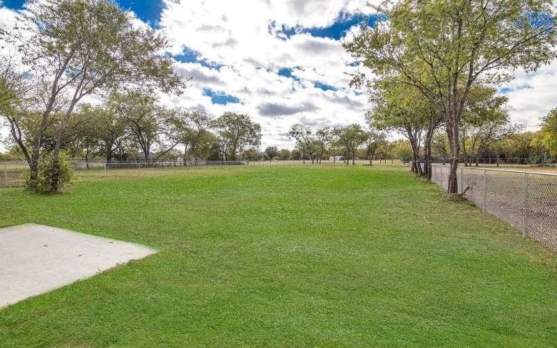 5030 Pinson Street, Fort Worth, TX 76105, 3 Habitaciones Habitaciones , ,2 BañosBaños,Residential,En Venta,5030 Pinson Street,0,21134874