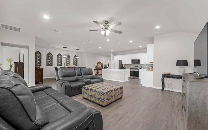 7716 Orange Blossom Rd, Odessa, TX 79765, 4 Habitaciones Habitaciones , ,2 BañosBaños,Residential,En Venta,7716 Orange Blossom Rd,0,165078