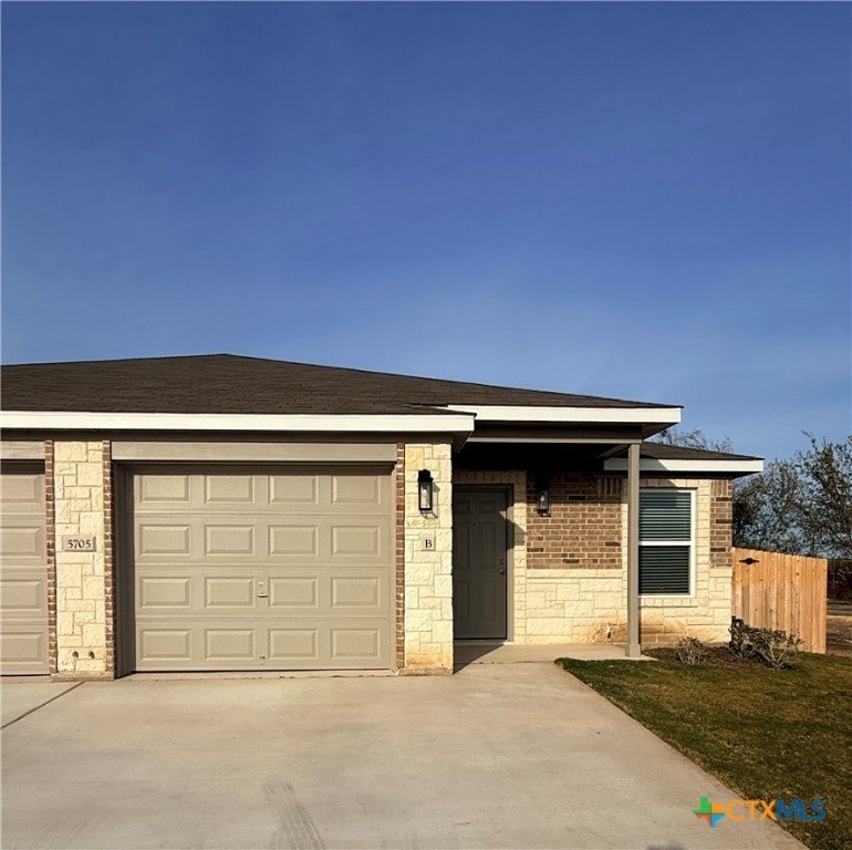 5705 Mcgregor Court, Killeen, TX 76549, 3 Bedrooms Bedrooms, ,2 BathroomsBathrooms,Residential Multi Family,For Sale,5705 Mcgregor Court,0,600161