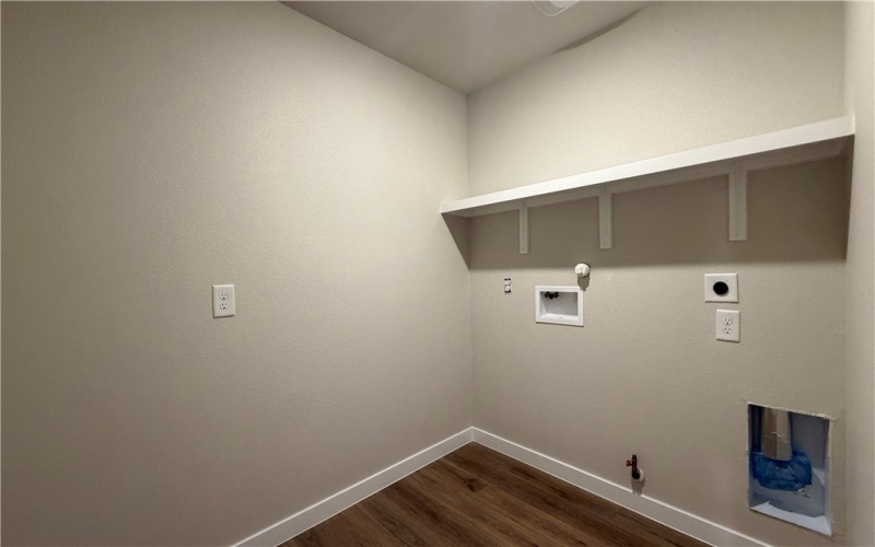 3542 Sepehr Lake Drive, Robstown, TX 78380, 4 Bedrooms Bedrooms, ,2 BathroomsBathrooms,Residential,For Sale,3542 Sepehr Lake Drive,0,468978